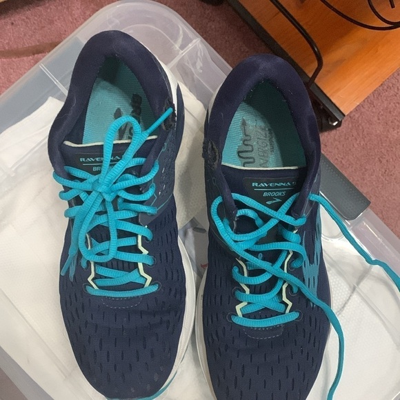 Ravenna sneakers, lace up runners - Picture 3 of 7